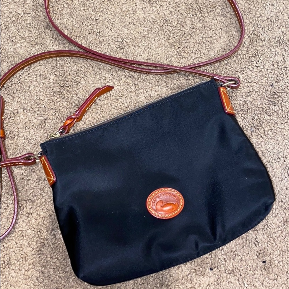 Dooney & Bourke nylon black purse.